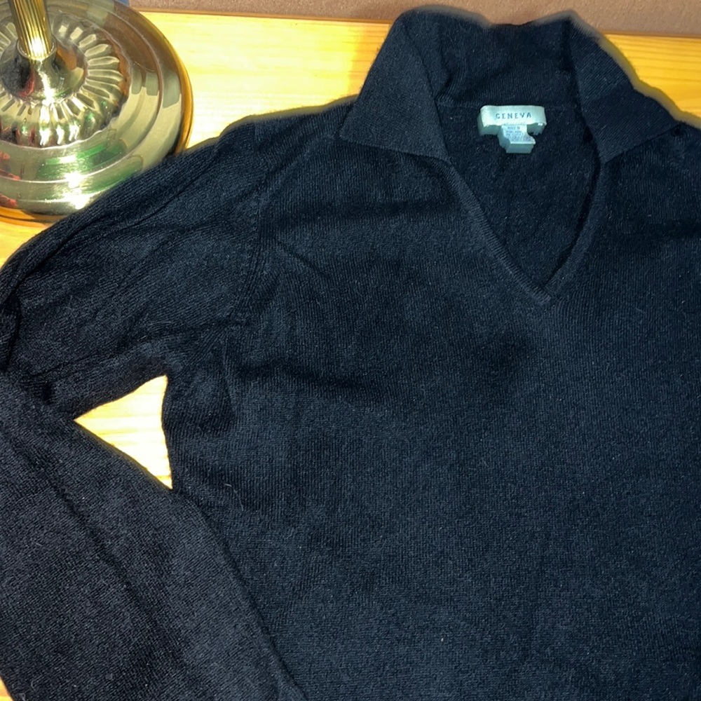 Black 100% Cashmere Sweater - Picture 3 of 12